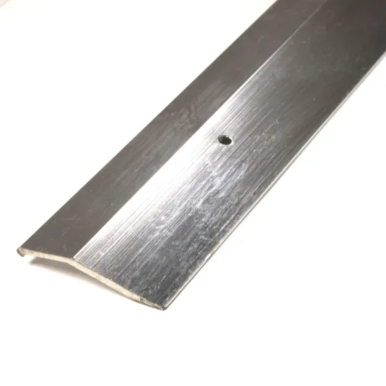 CARPET BAR 2X72
